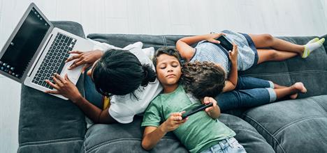 healthy digital media use habits